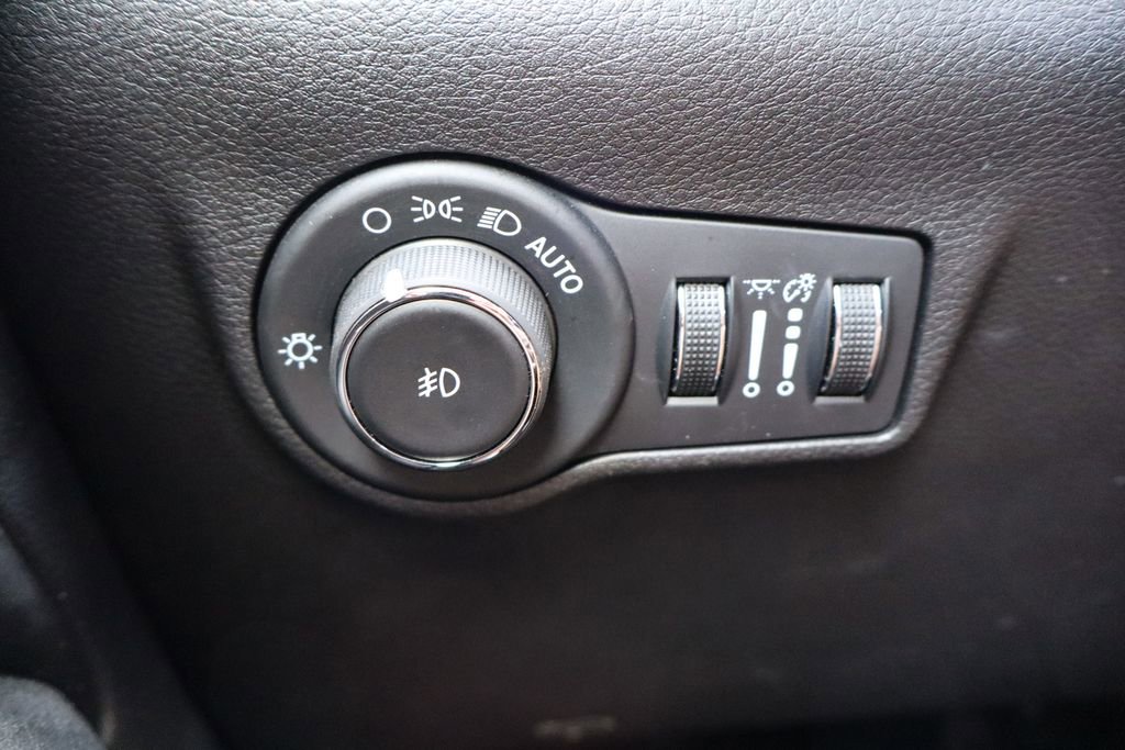 Used 2024 Jeep Compass Trailhawk image 21