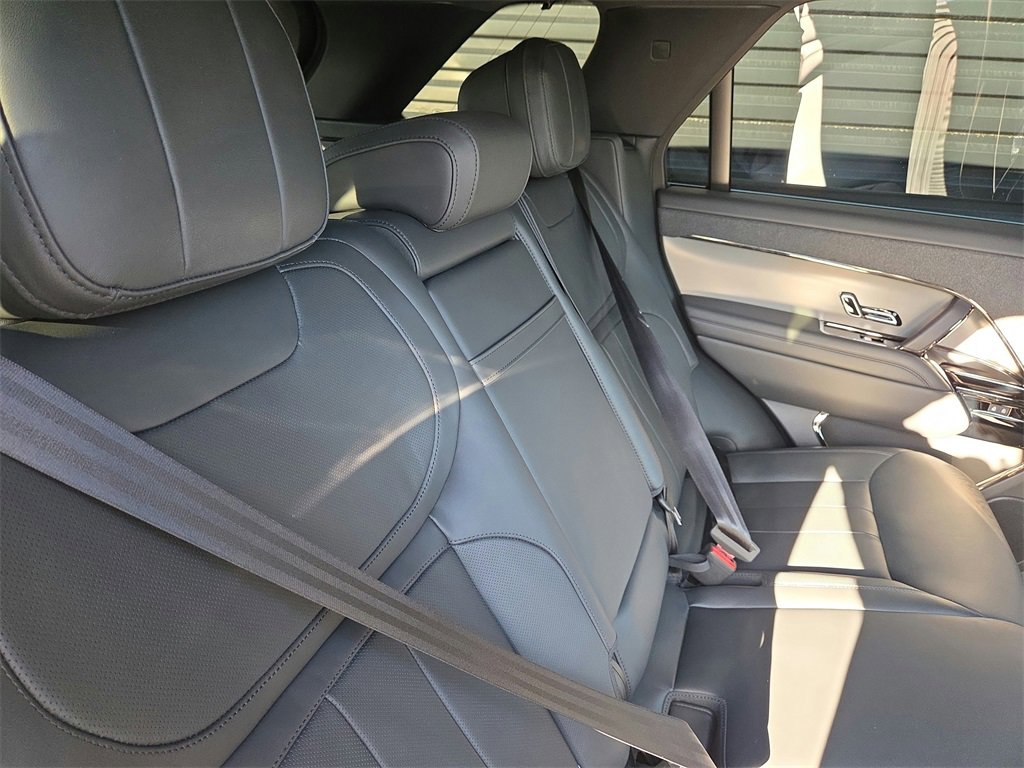 Used 2025 Land Rover Range Rover Sport Dynamic SE image 21