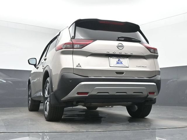 Used 2021 Nissan Rogue Platinum FWD image 15
