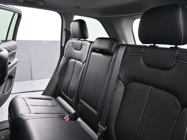 Used 2022 Jeep Grand Cherokee Limited image 15