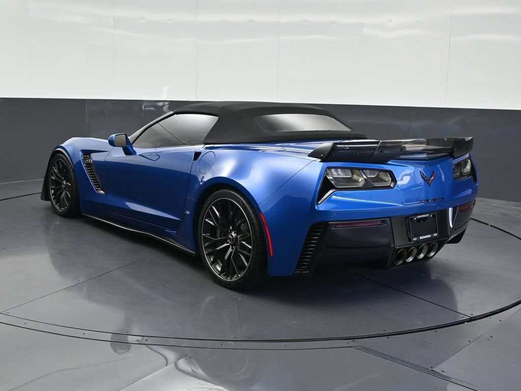 Used 2016 Chevrolet Corvette Z06 w/ 3LZ Preferred Equipment Group RWD image 3