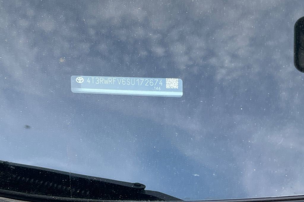 Certified 2025 Toyota RAV4 XLE image 10