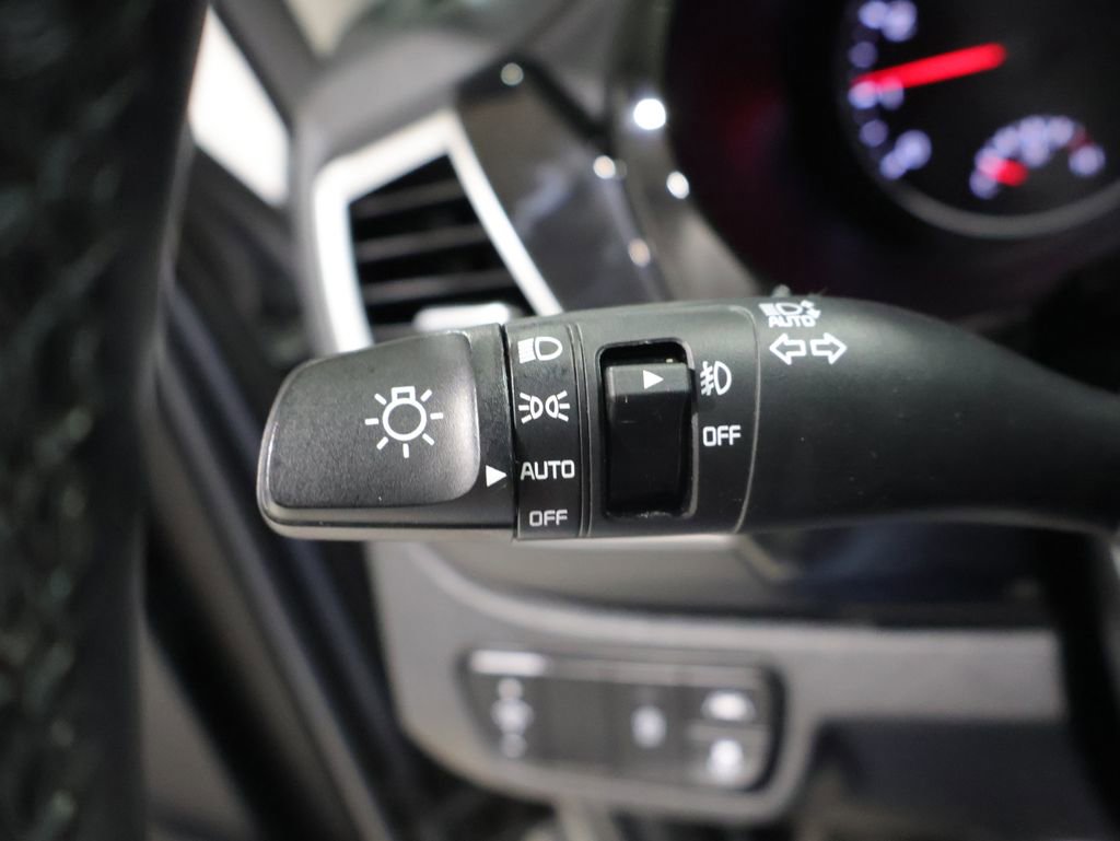 Used 2021 Kia Seltos EX image 36