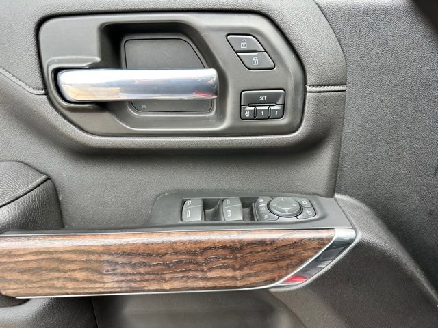 Used 2023 GMC Sierra 2500 Denali w/ Denali Ultimate Package image 15