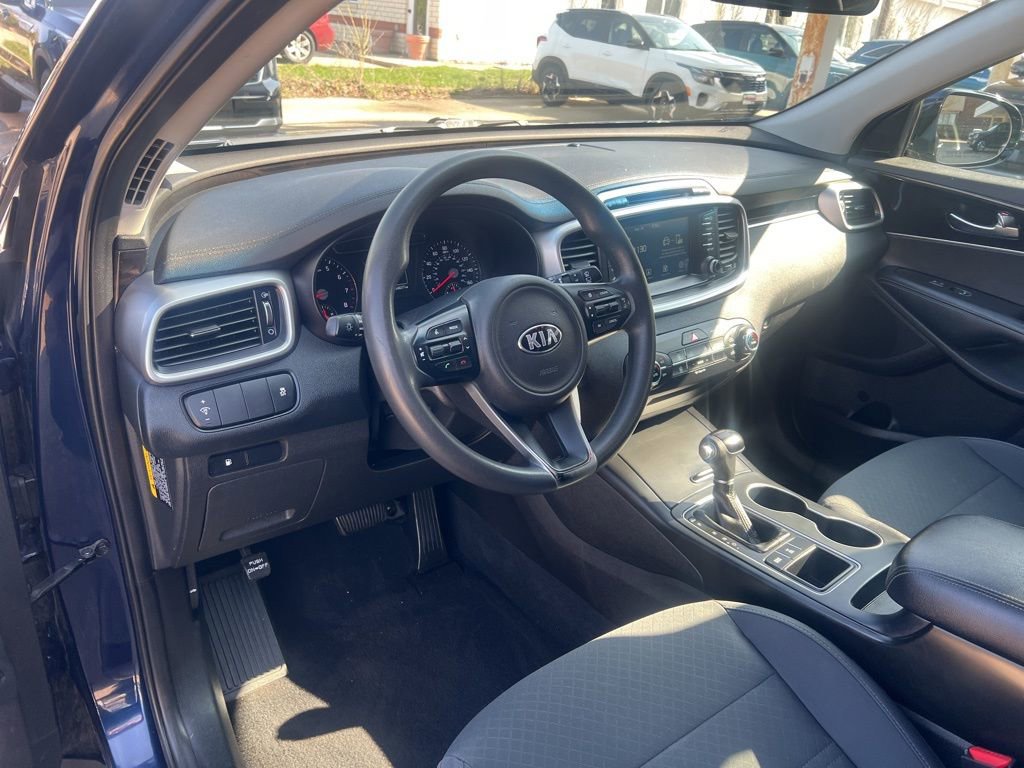 Used 2018 Kia Sorento LX image 6