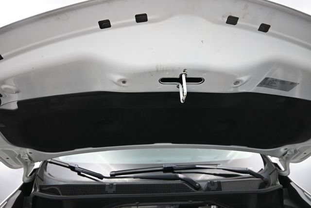 Used 2021 Buick Encore GX Essence w/ Experience Buick Package FWD image 34