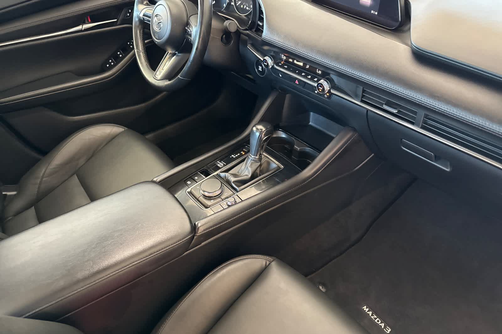 Used 2024 MAZDA MAZDA3 s FWD image 15