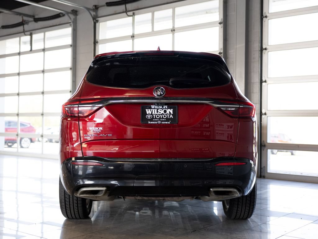 Used 2020 Buick Enclave Premium w/ Surround and Sites Package AWD/4WD image 4