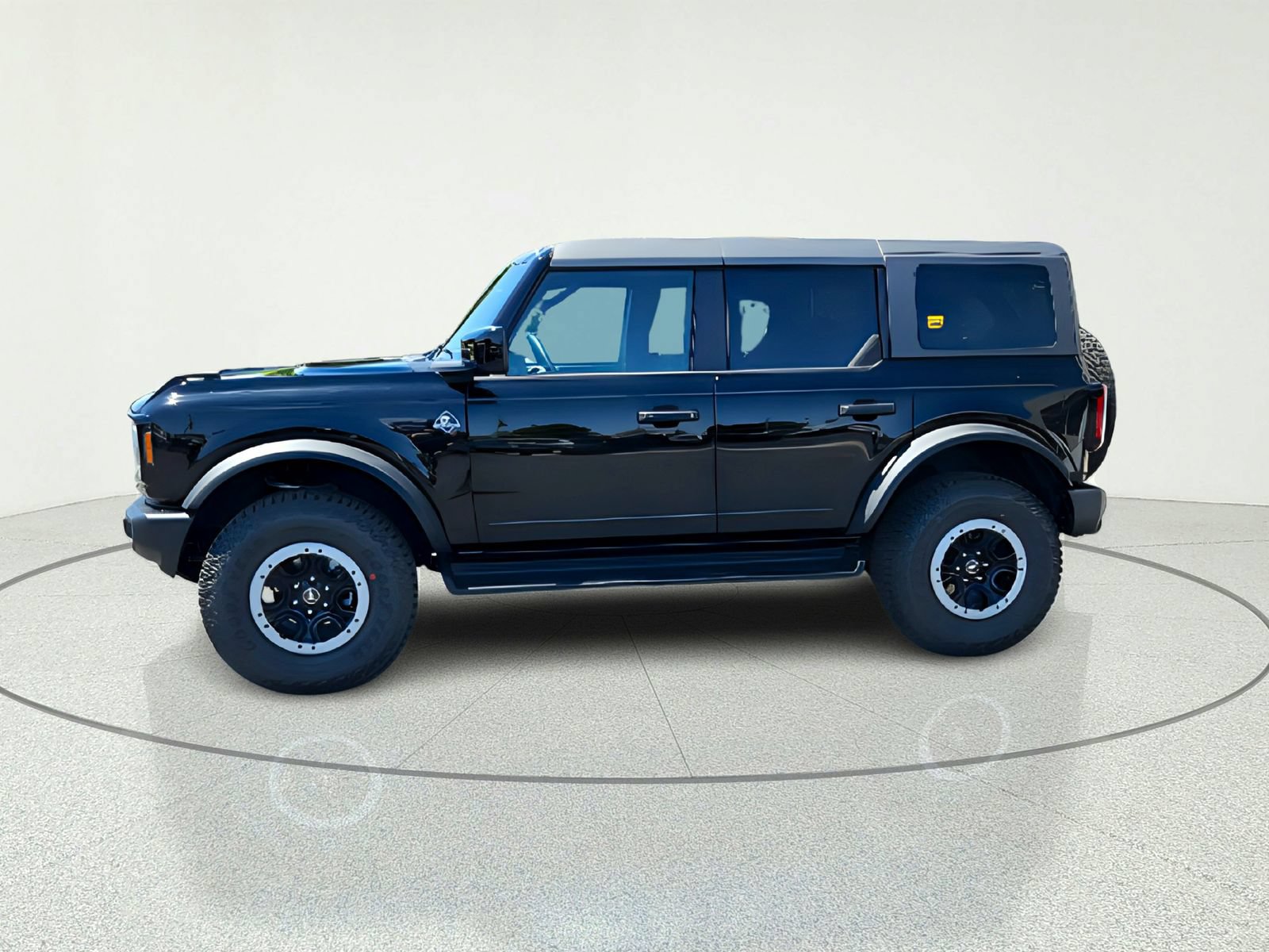 New 2026 Ford Bronco Outer Banks w/ Sasquatch Package AWD/4WD image 4