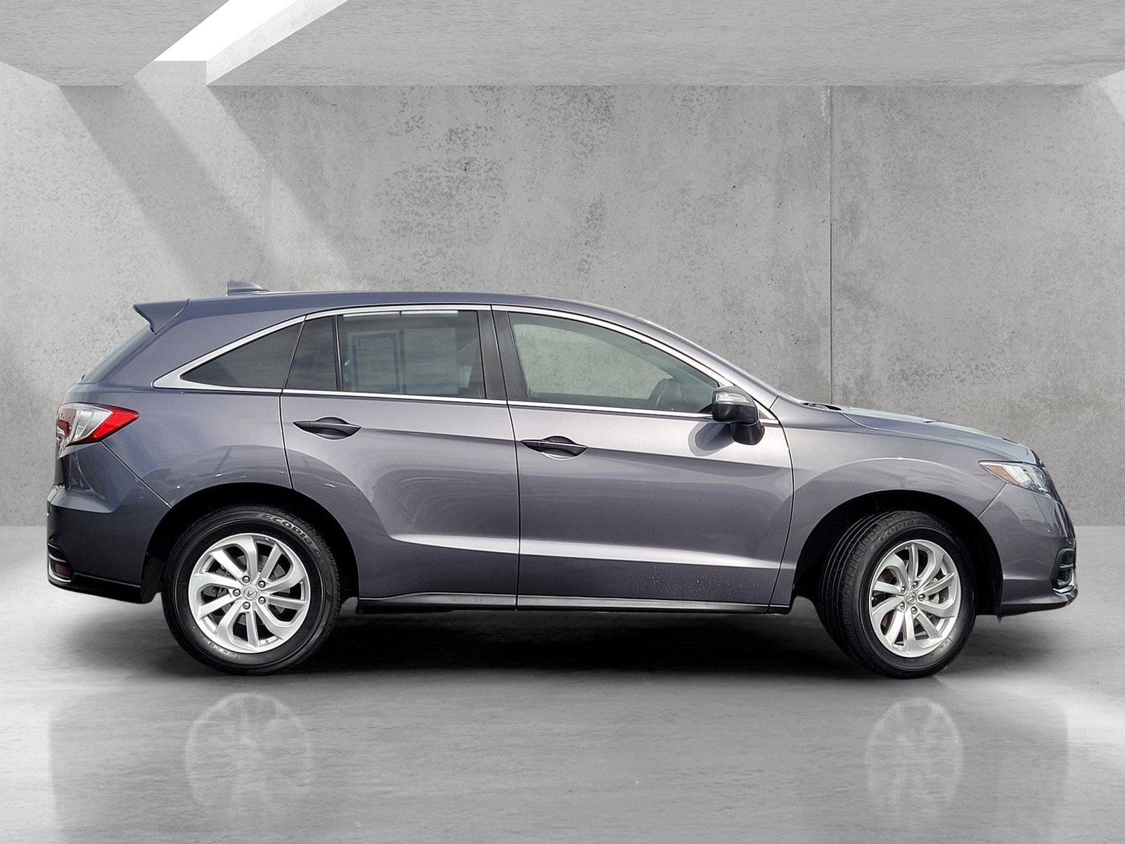 Used 2018 Acura RDX FWD image 3