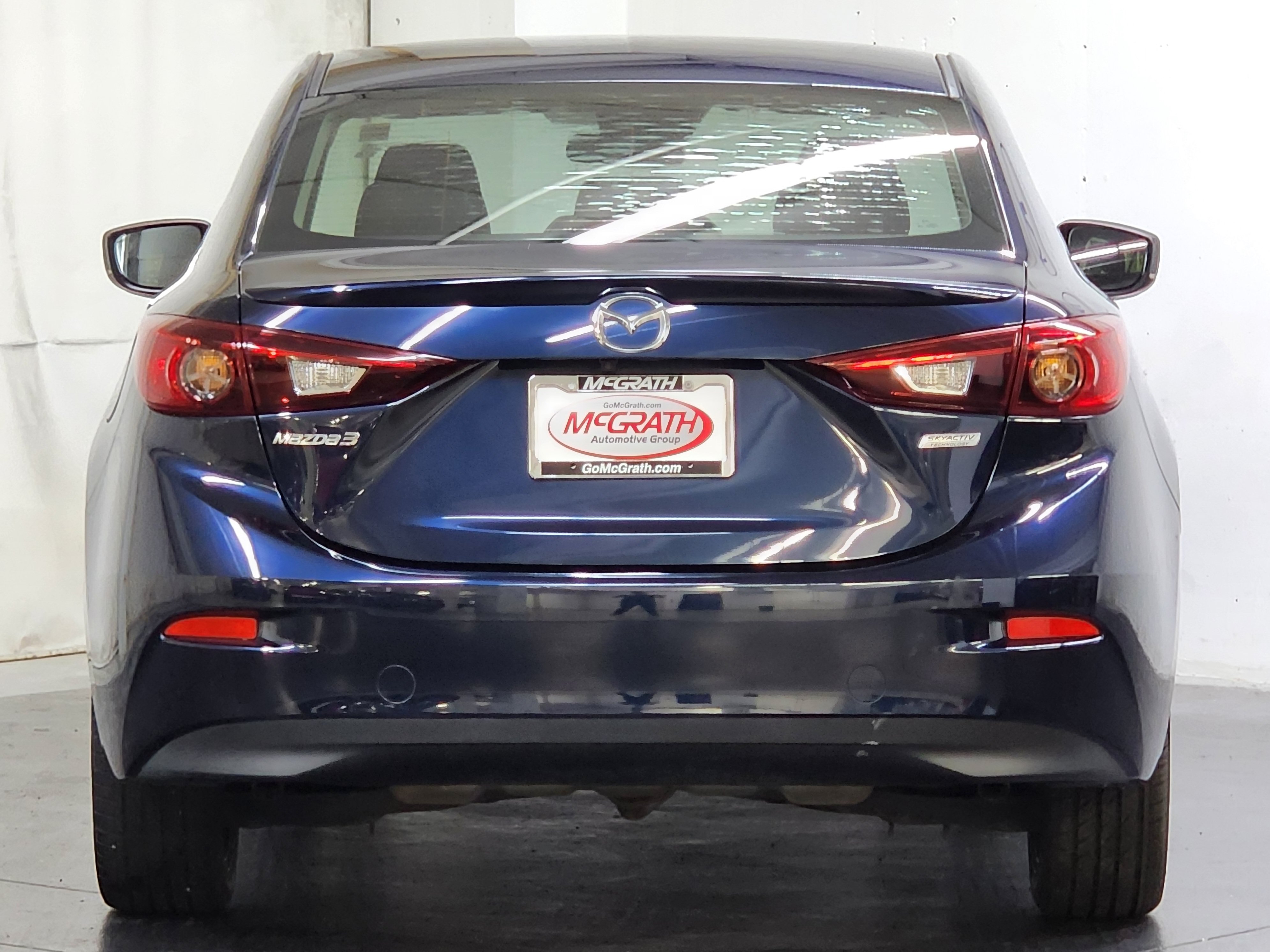 Used 2018 MAZDA MAZDA3 Touring FWD image 6