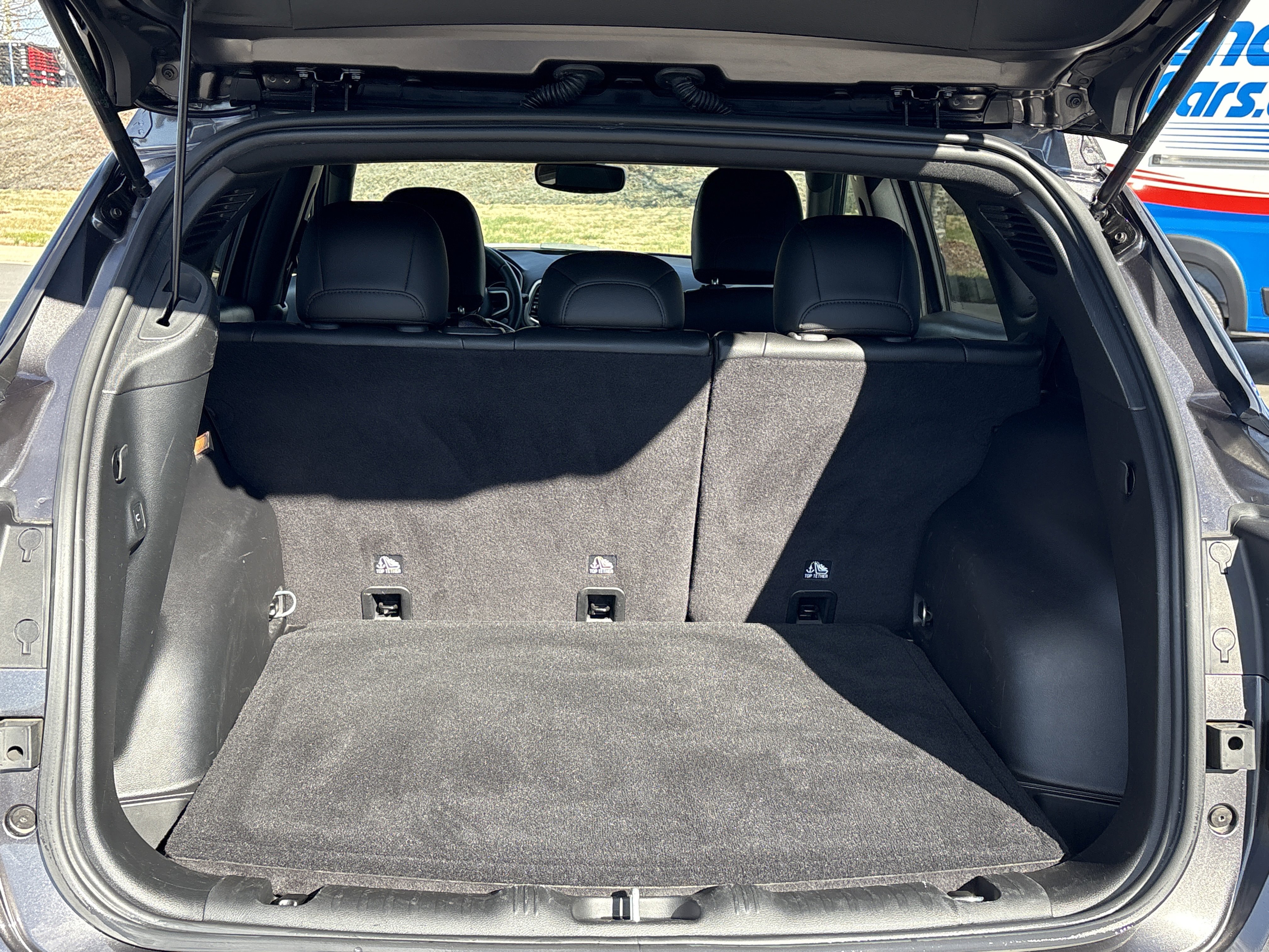 Certified 2021 Jeep Compass Latitude image 33