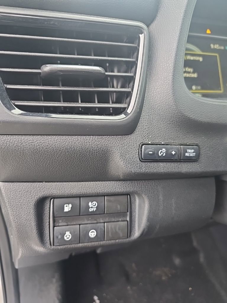 Used 2023 Nissan Leaf SV Plus image 15