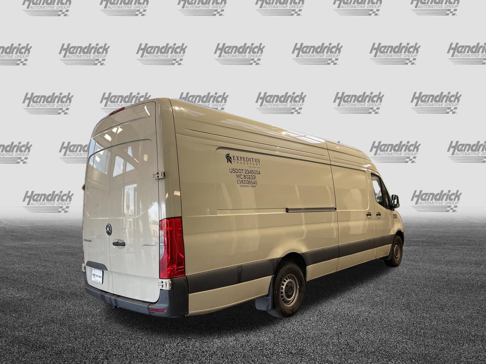 Used 2025 Mercedes-Benz Sprinter 2500 image 10