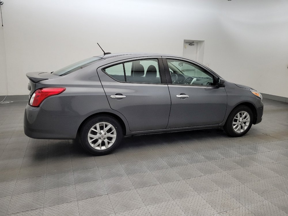 Used 2018 Nissan Versa SV w/ SV Special Edition Package FWD image 10