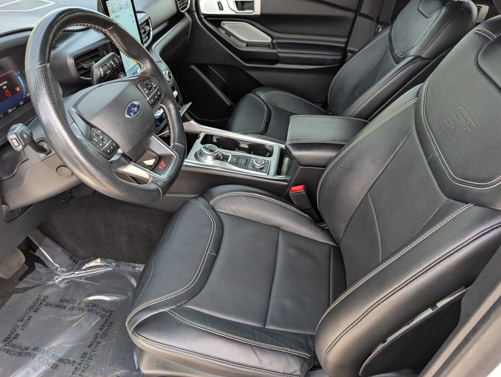 Used 2020 Ford Explorer ST w/ Premium Technology Package image 14