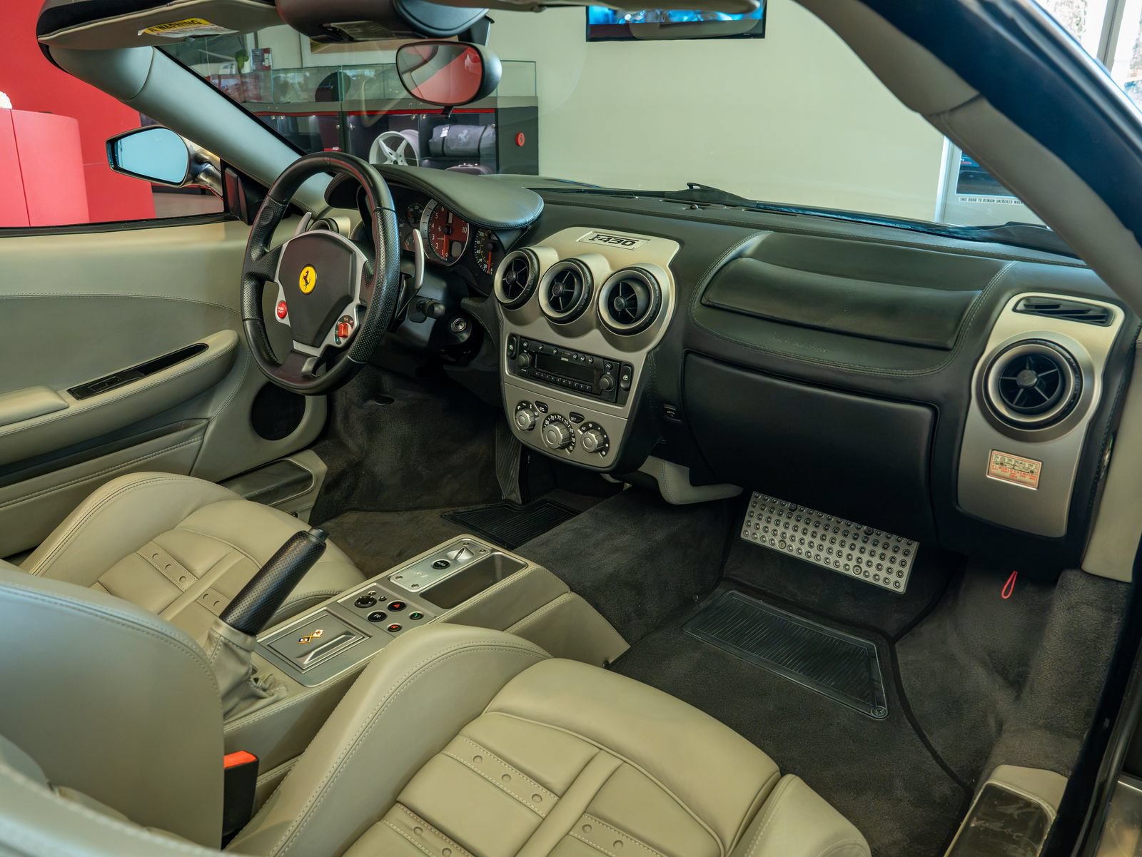 Used 2005 Ferrari F430 Spider RWD image 17