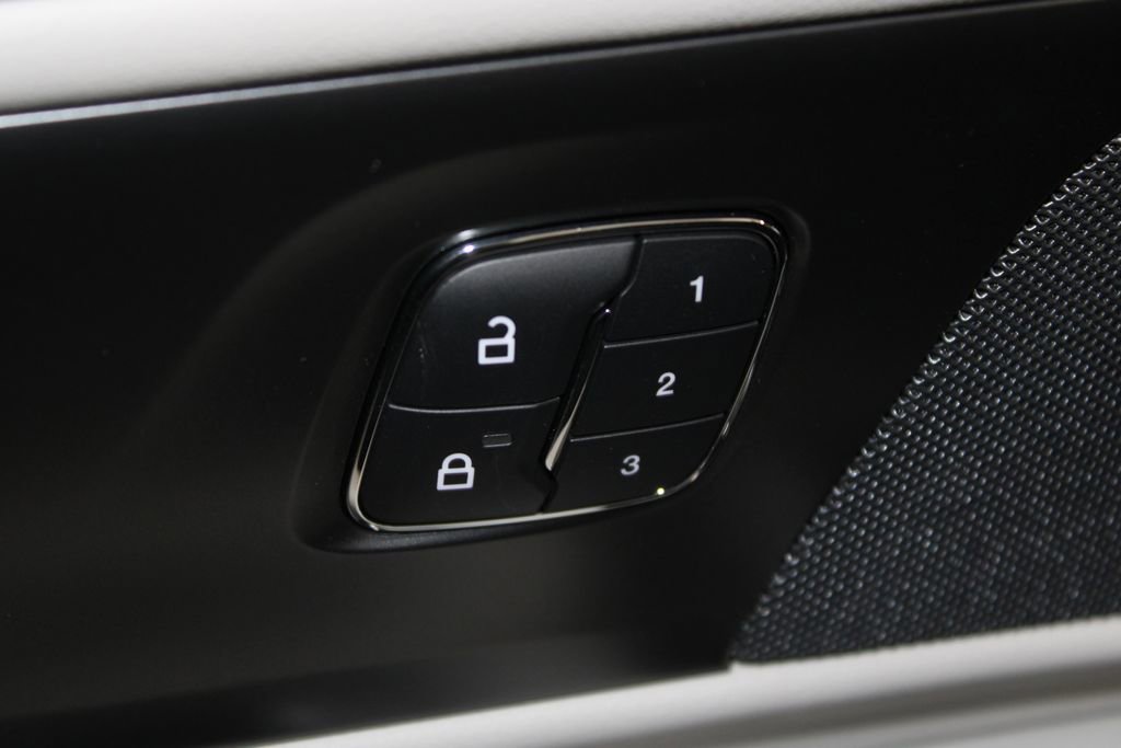 New 2026 Lincoln Nautilus Premier image 39