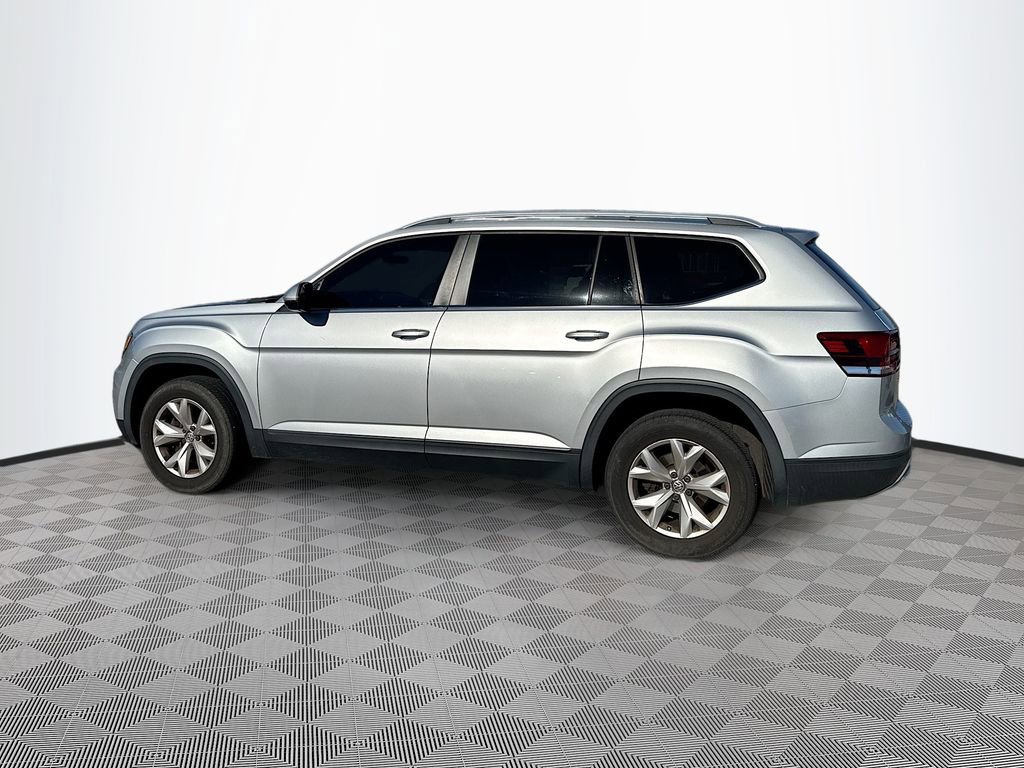 Used 2018 Volkswagen Atlas SE image 3