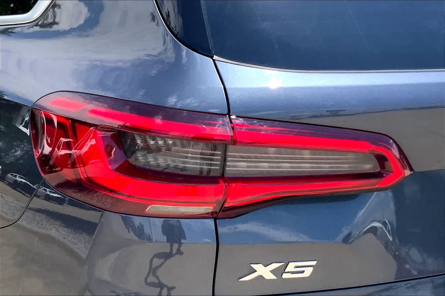 Used 2019 BMW X5 xDrive40i w/ Premium Package 2 AWD/4WD image 55