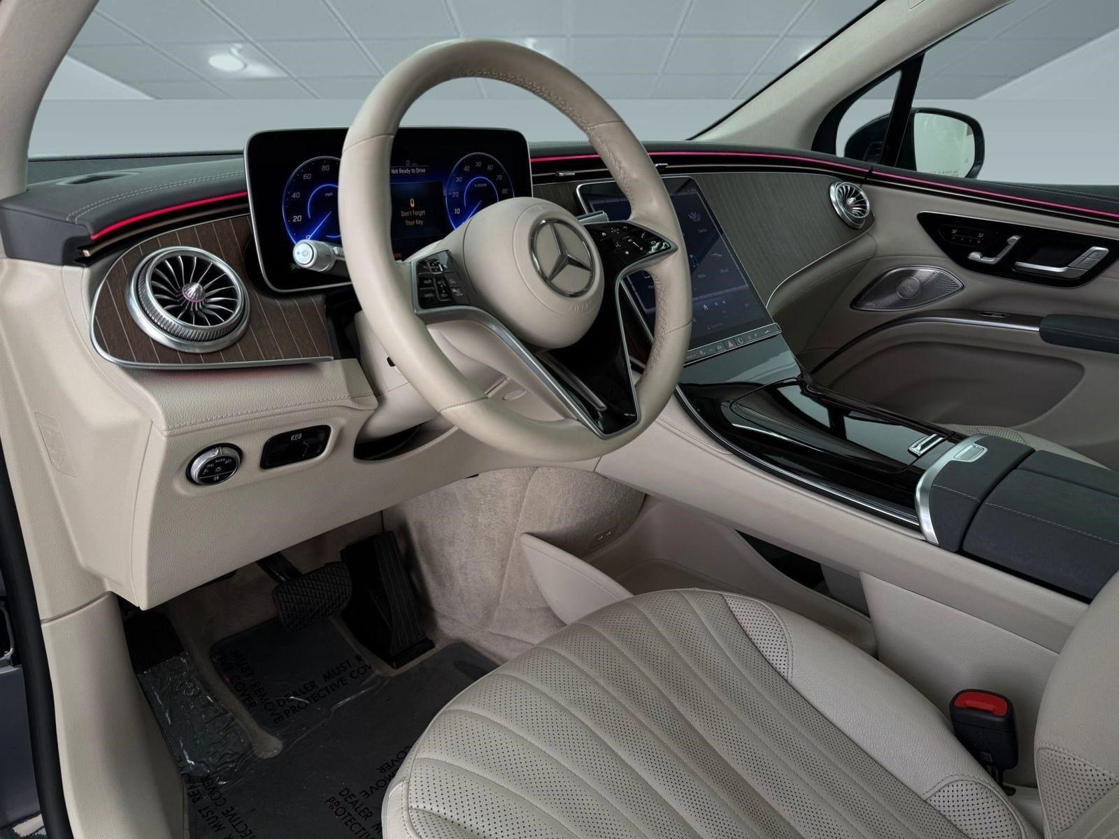 Used 2023 Mercedes-Benz EQS 450+ 4MATIC SUV image 4