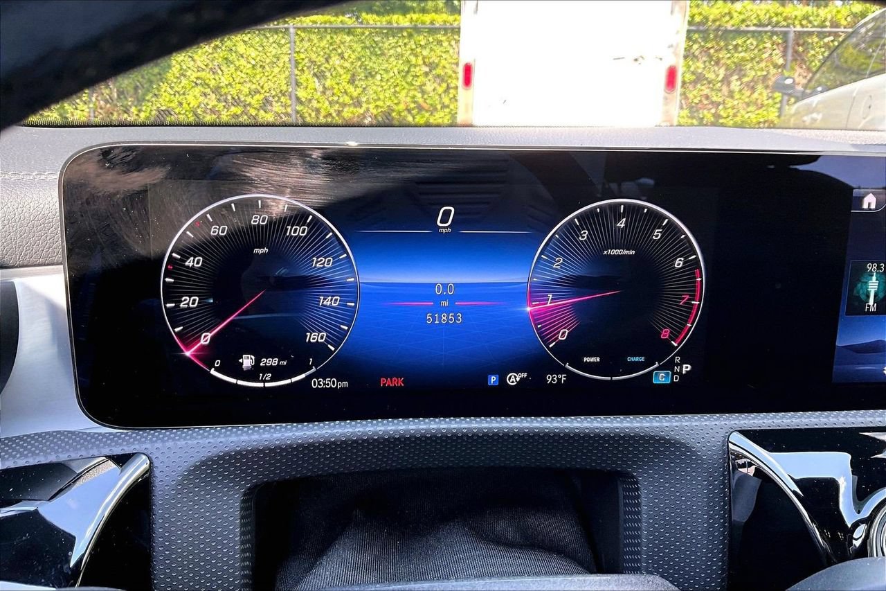 Used 2025 Mercedes-Benz CLA 250 image 10