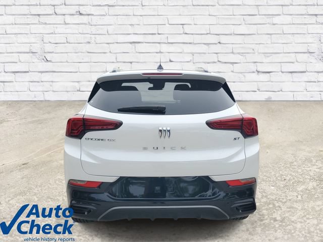 Used 2024 Buick Encore GX Sport Touring w/ Advanced Technology Package FWD image 3