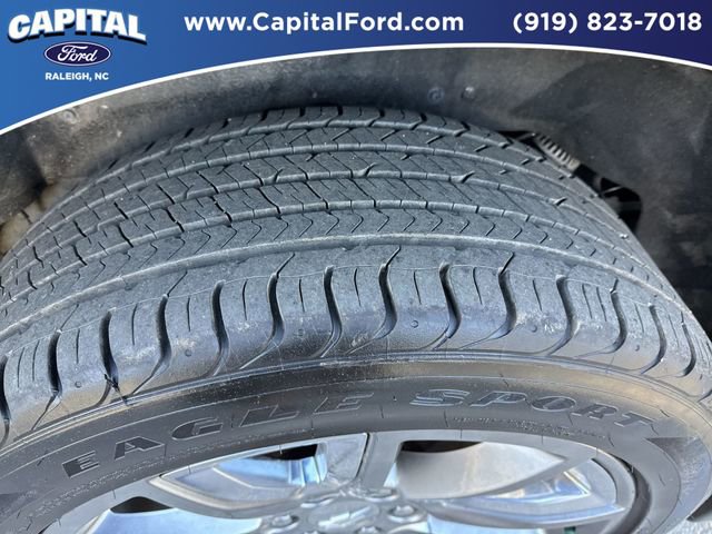 Used 2015 Chevrolet Suburban LTZ image 14