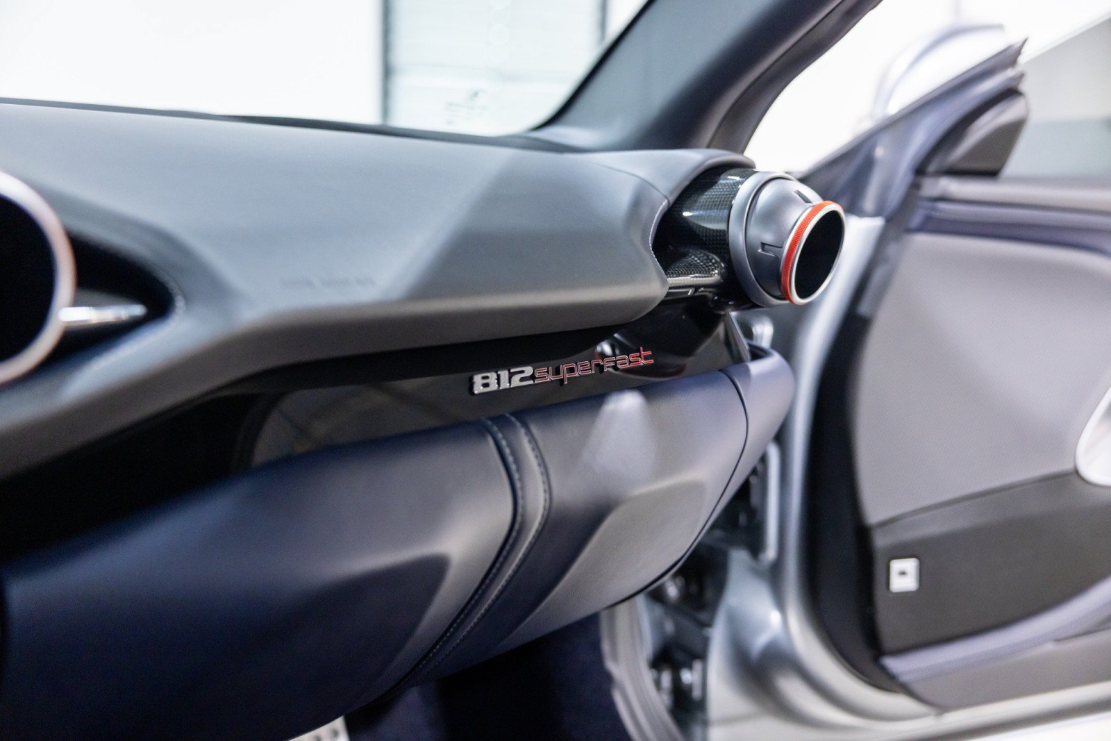 Used 2019 Ferrari 812 Superfast RWD image 51