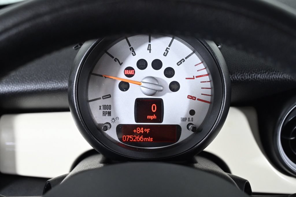 Used 2013 MINI Cooper Clubman FWD image 13