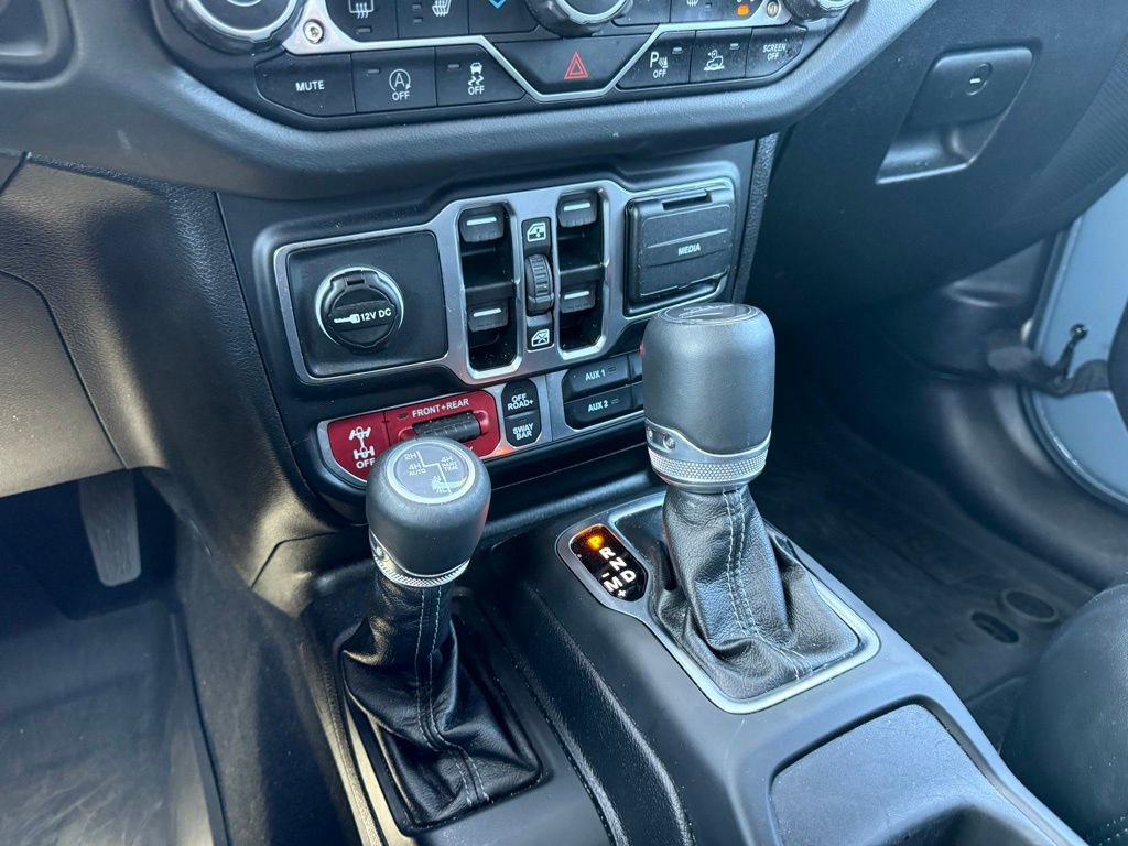 Used 2025 Jeep Gladiator Rubicon AWD/4WD image 29