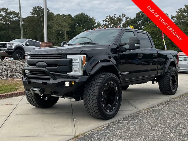 Used 2017 Ford F250 Platinum w/ Platinum Ultimate Package image 3