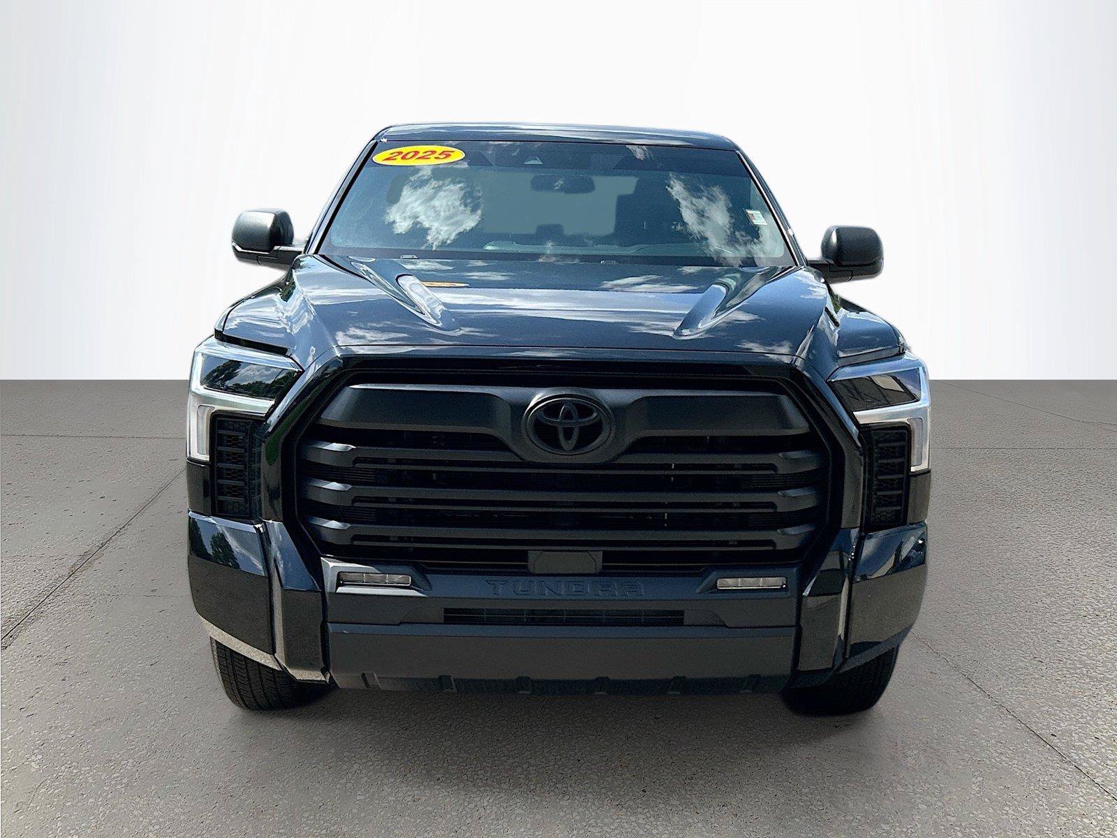 Used 2025 Toyota Tundra SR5 AWD/4WD image 9