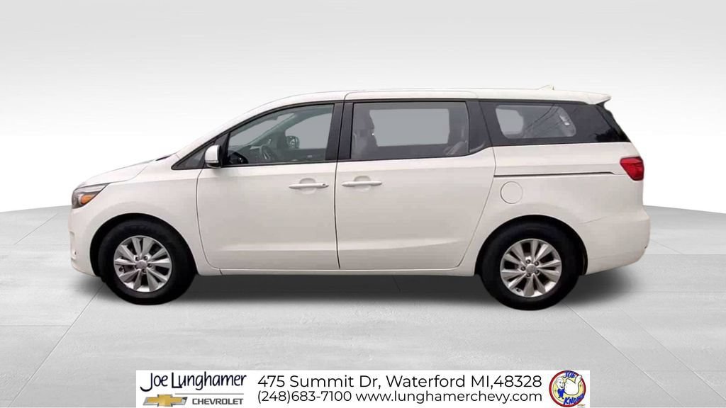 Used 2018 Kia Sedona L FWD image 5
