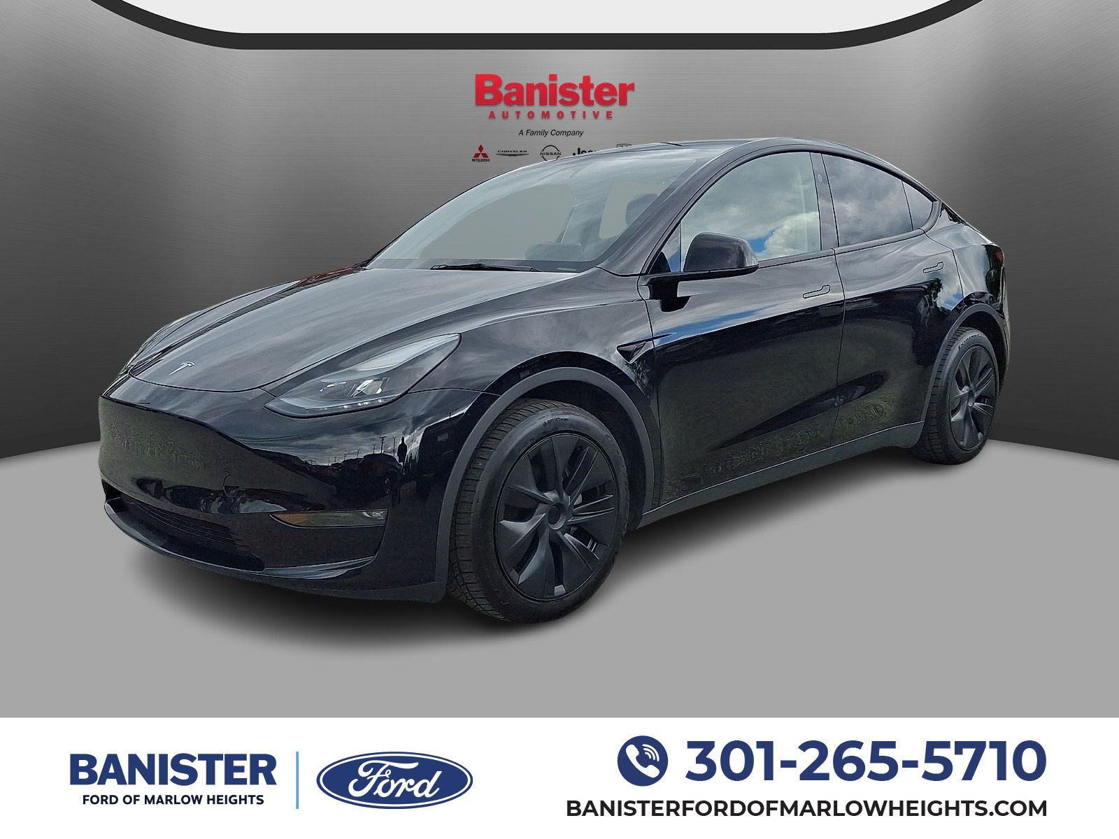 Used 2024 Tesla Model Y Long Range AWD/4WD image 1