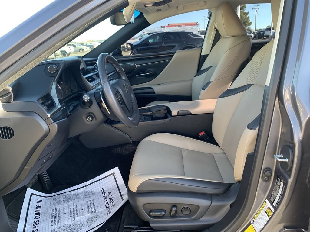 Used 2019 Lexus ES 350 w/ Premium Package FWD image 18