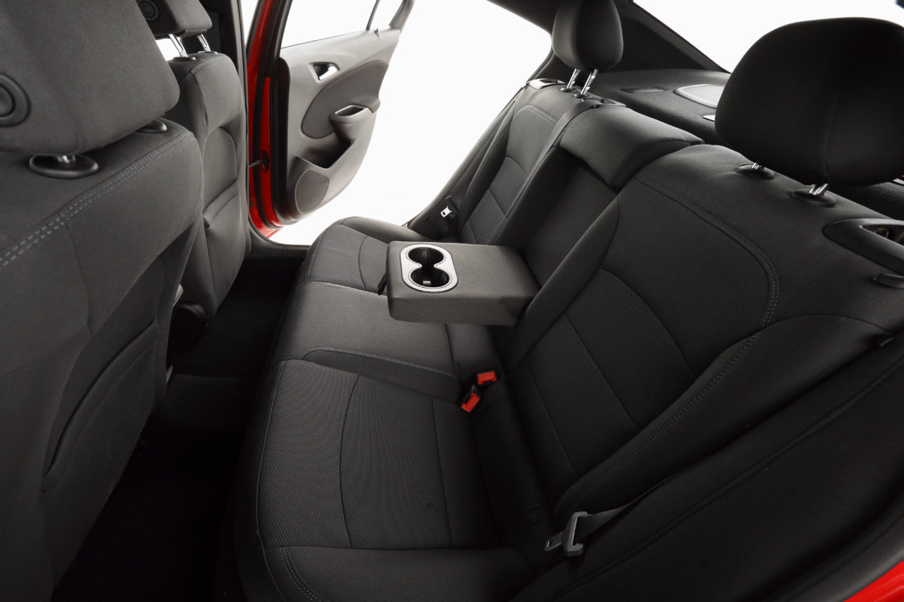 Used 2016 Chevrolet Cruze LT w/ Sun And Sound Package image 26