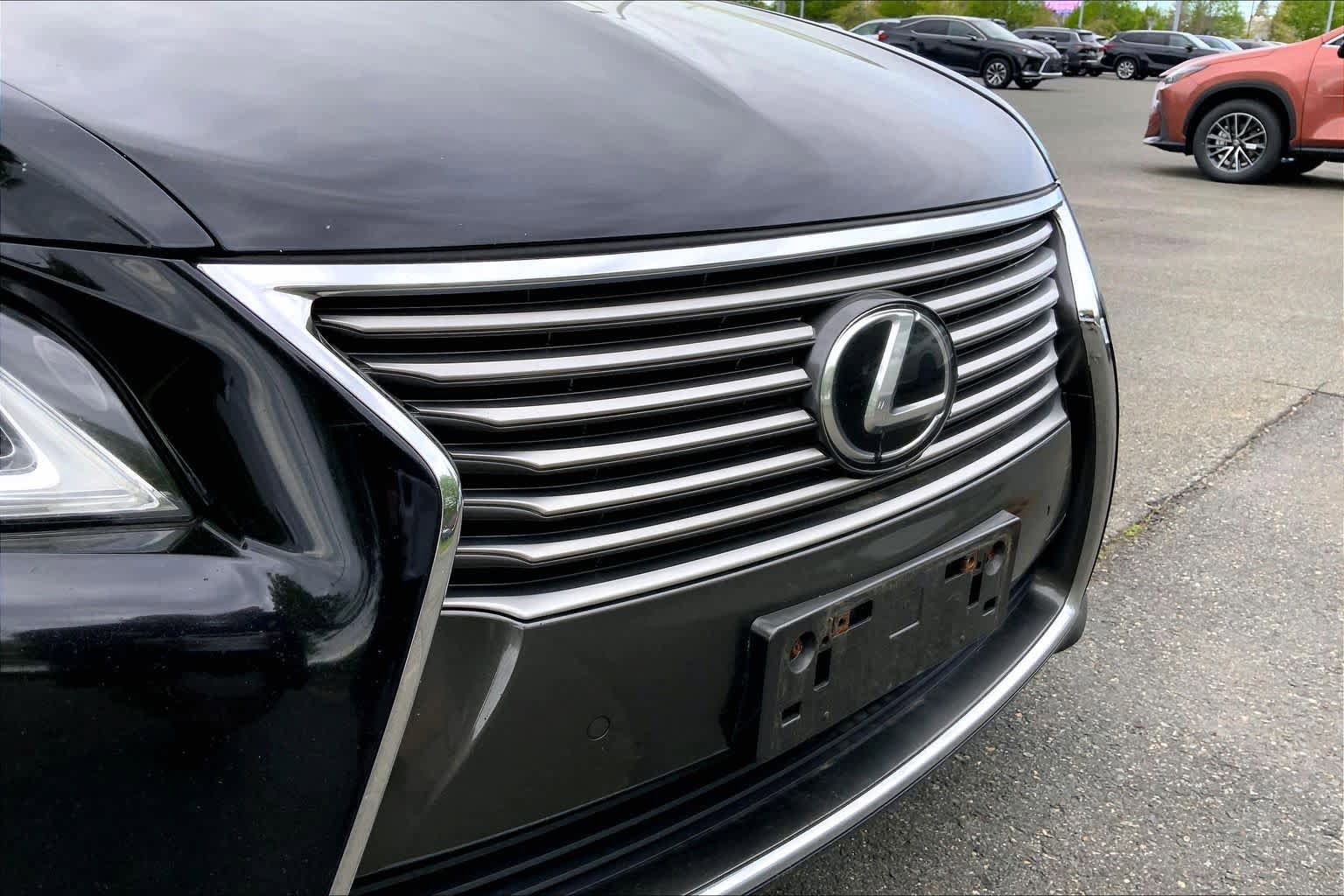 Used 2016 Lexus LS 460 AWD w/ Comfort Package image 30
