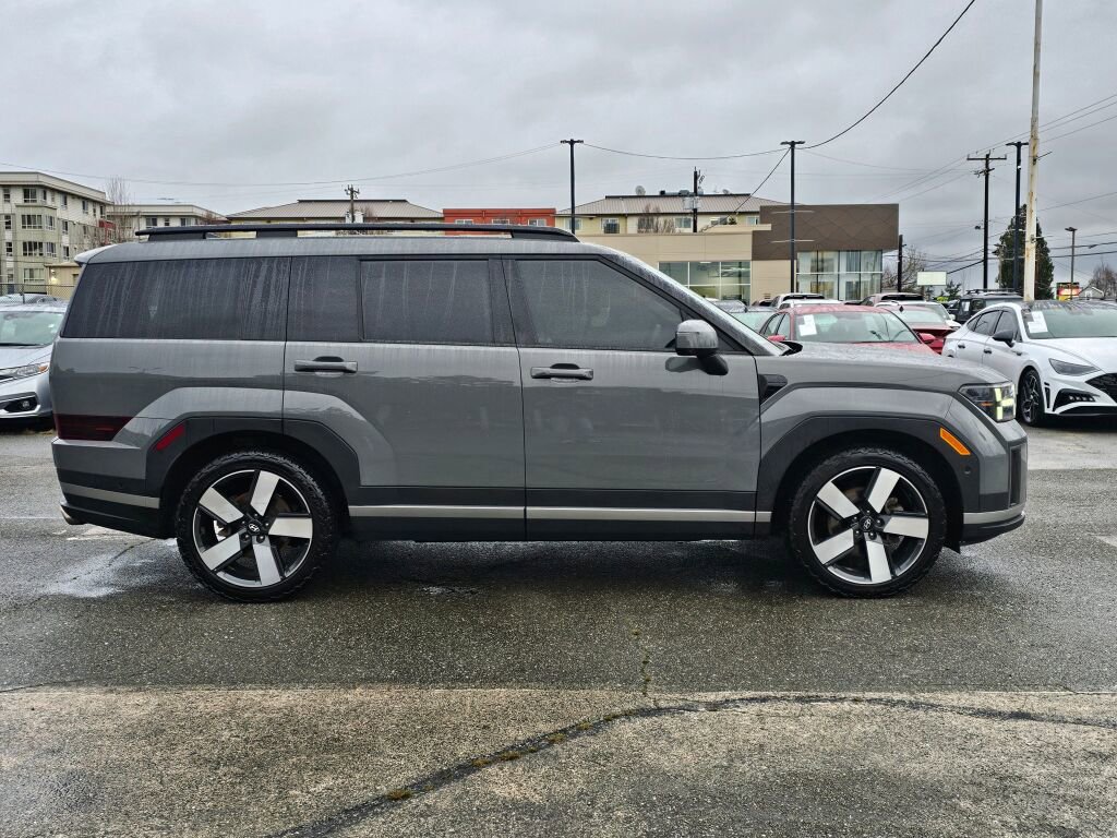 Used 2024 Hyundai Santa Fe Limited image 8