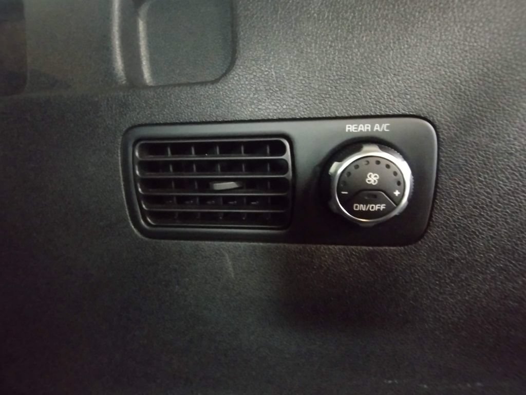 Used 2020 Kia Sorento S AWD/4WD image 16