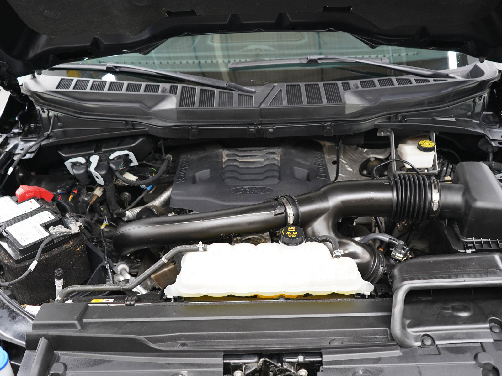 Used 2023 Ford F150 XLT w/ XTR Package AWD/4WD image 30
