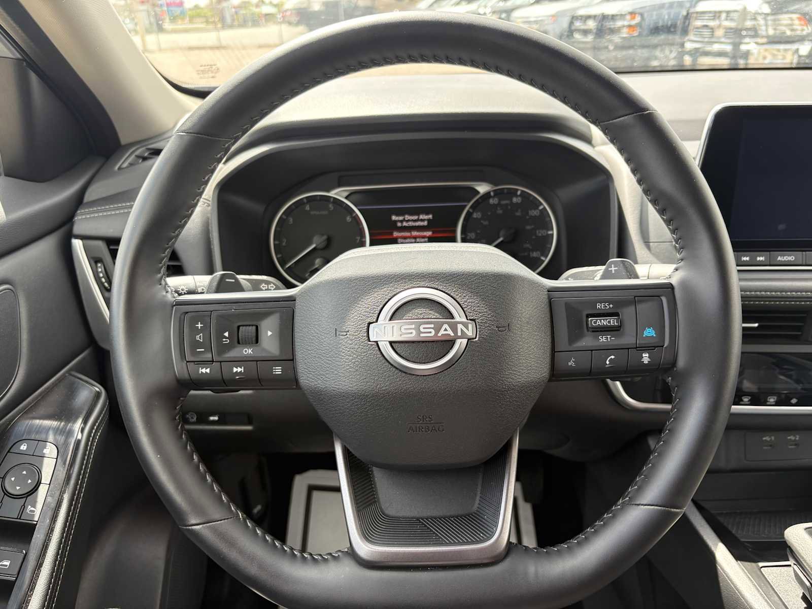 Used 2025 Nissan Rogue SV AWD/4WD image 14