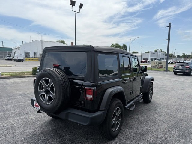 Used 2022 Jeep Wrangler Unlimited Sport image 5