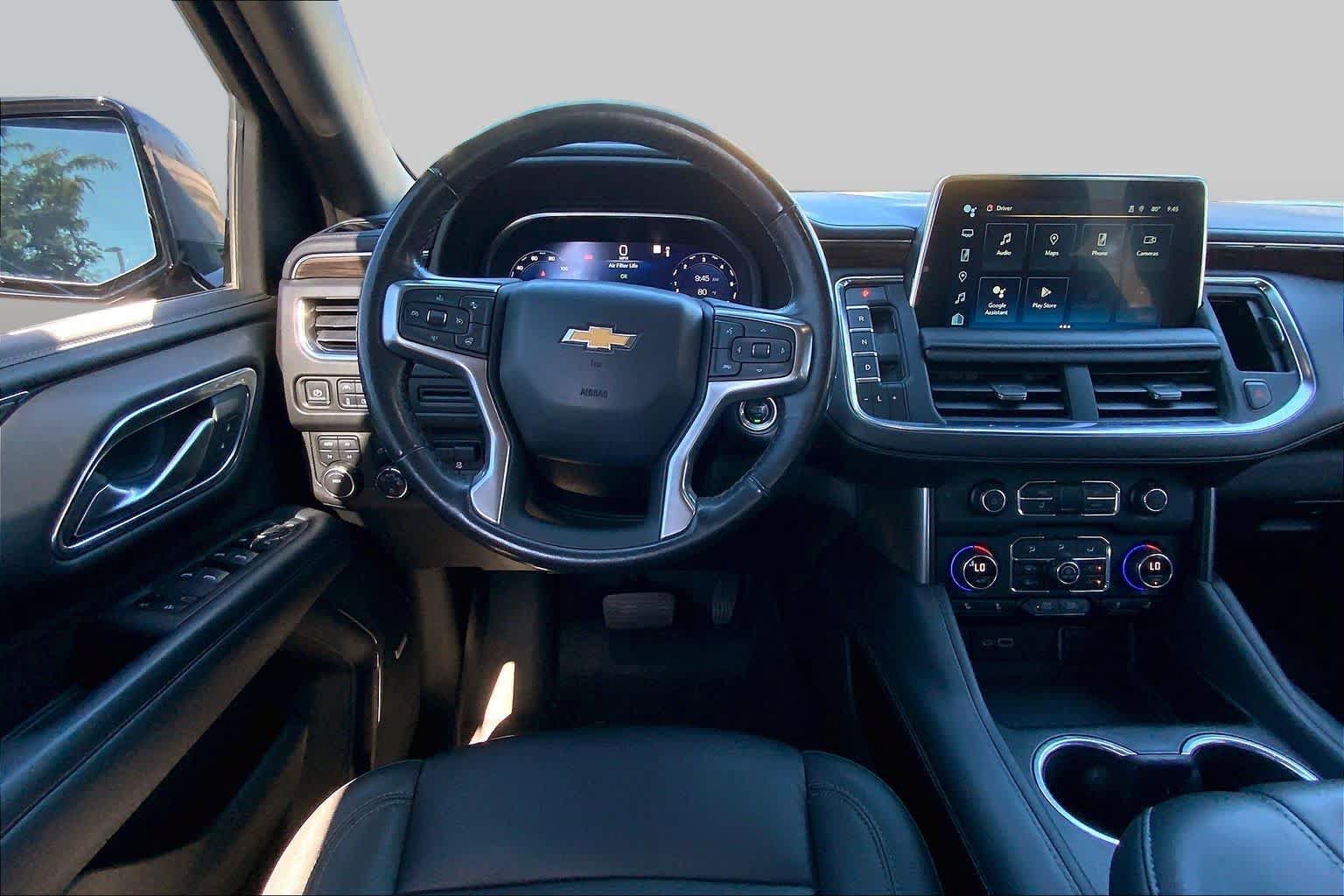 Used 2022 Chevrolet Suburban LT w/ LT Signature Package AWD/4WD image 6