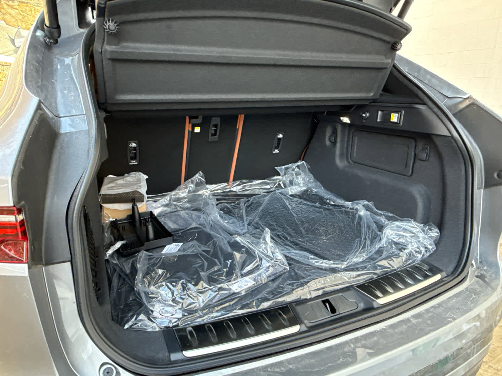 New 2026 Jaguar F-PACE R-Dynamic S image 16