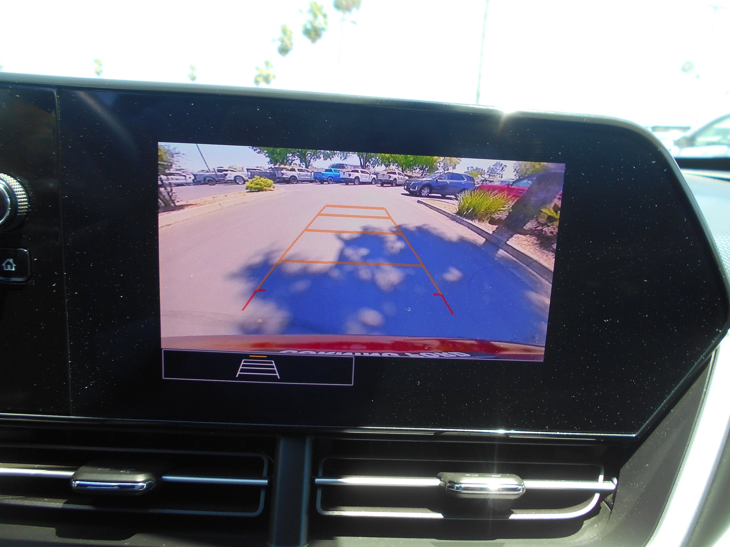 Used 2025 Chevrolet Trax RS w/ Driver Confidence Package FWD image 18
