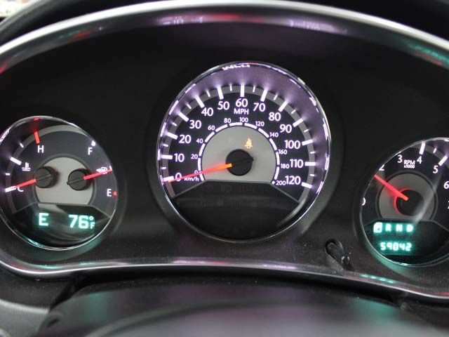 Used 2013 Chrysler 200 Touring FWD image 11