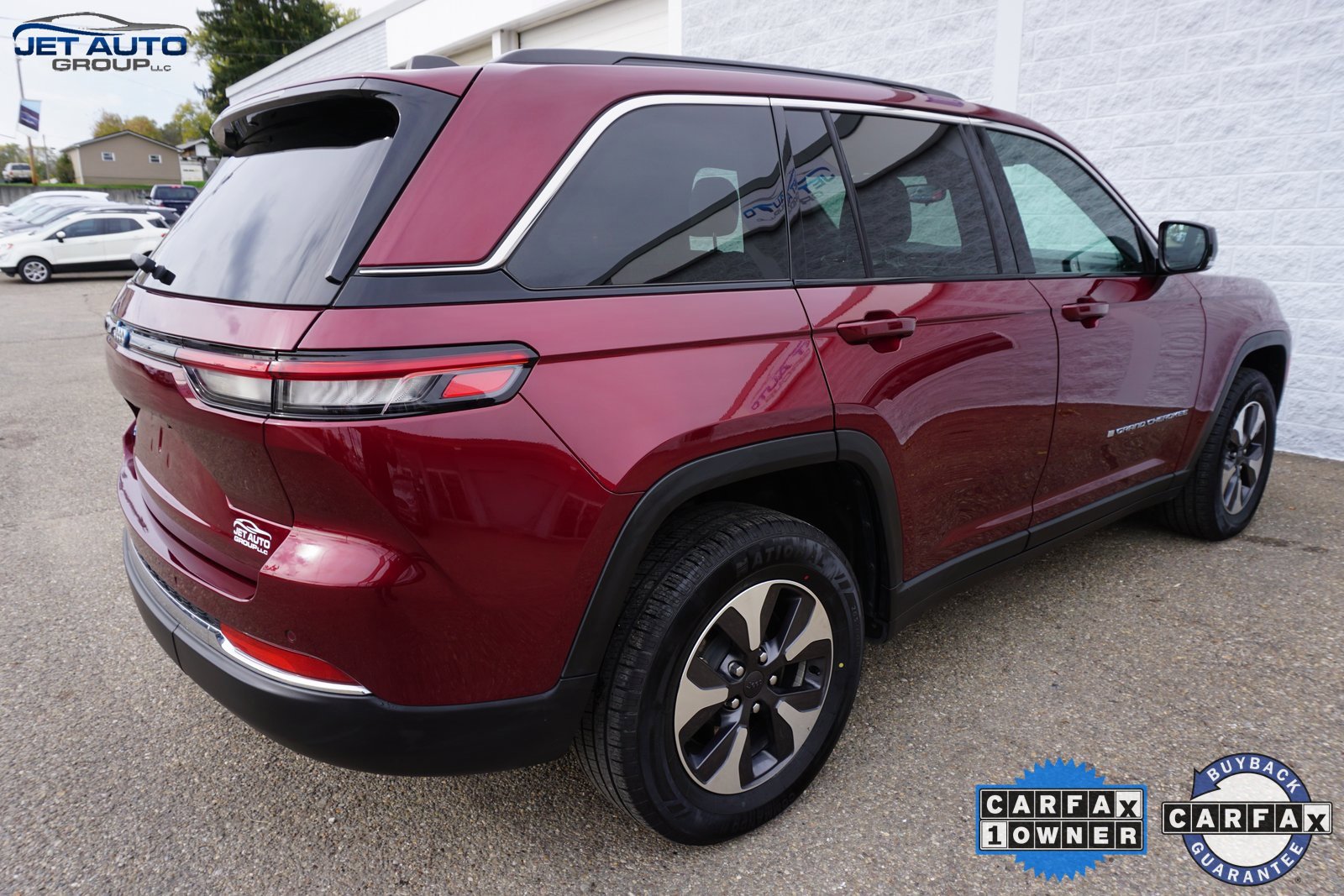 Used 2024 Jeep Grand Cherokee Limited 4xe image 10