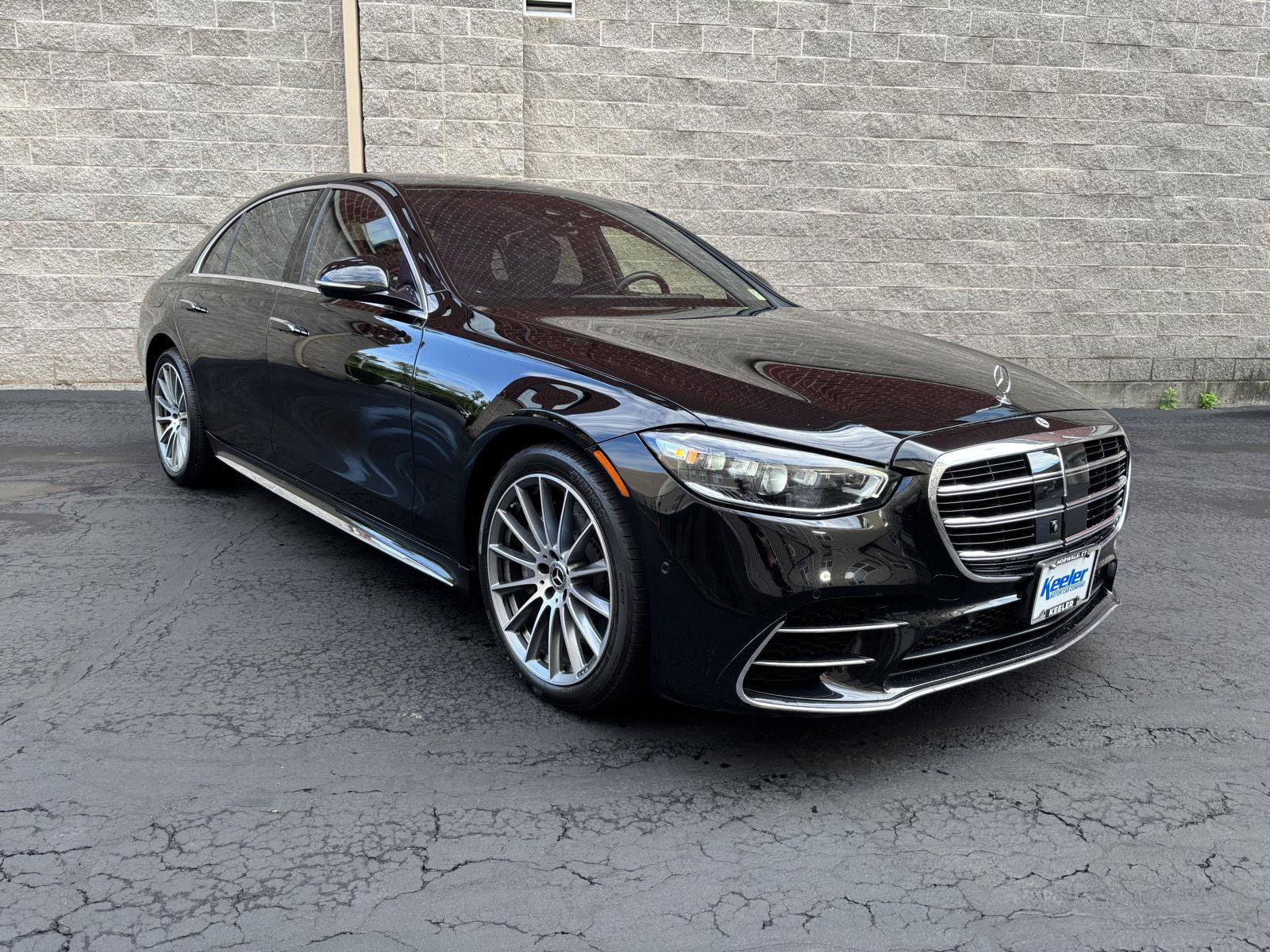 Used 2023 Mercedes-Benz S 580 4MATIC Sedan image 1