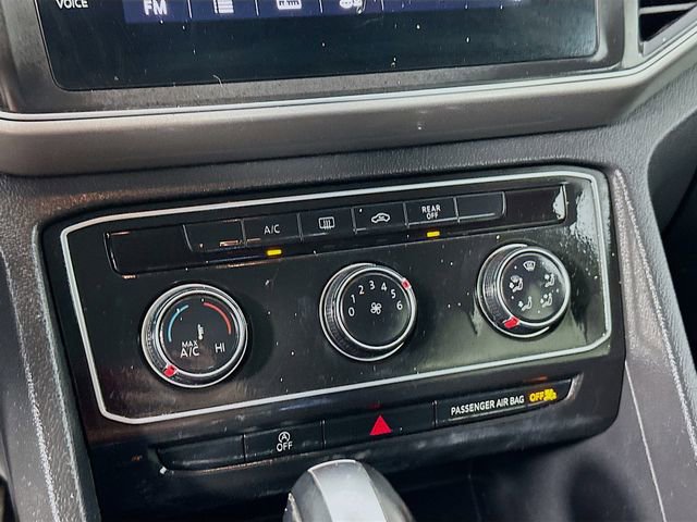 Used 2018 Volkswagen Atlas Launch Edition FWD image 15